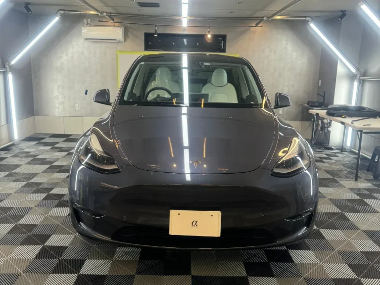 テスラ モデルYのカーフィルム施工事例