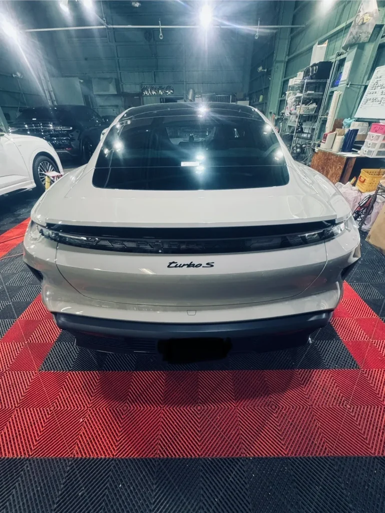 ポルシェ タイカン ターボS施工事例2