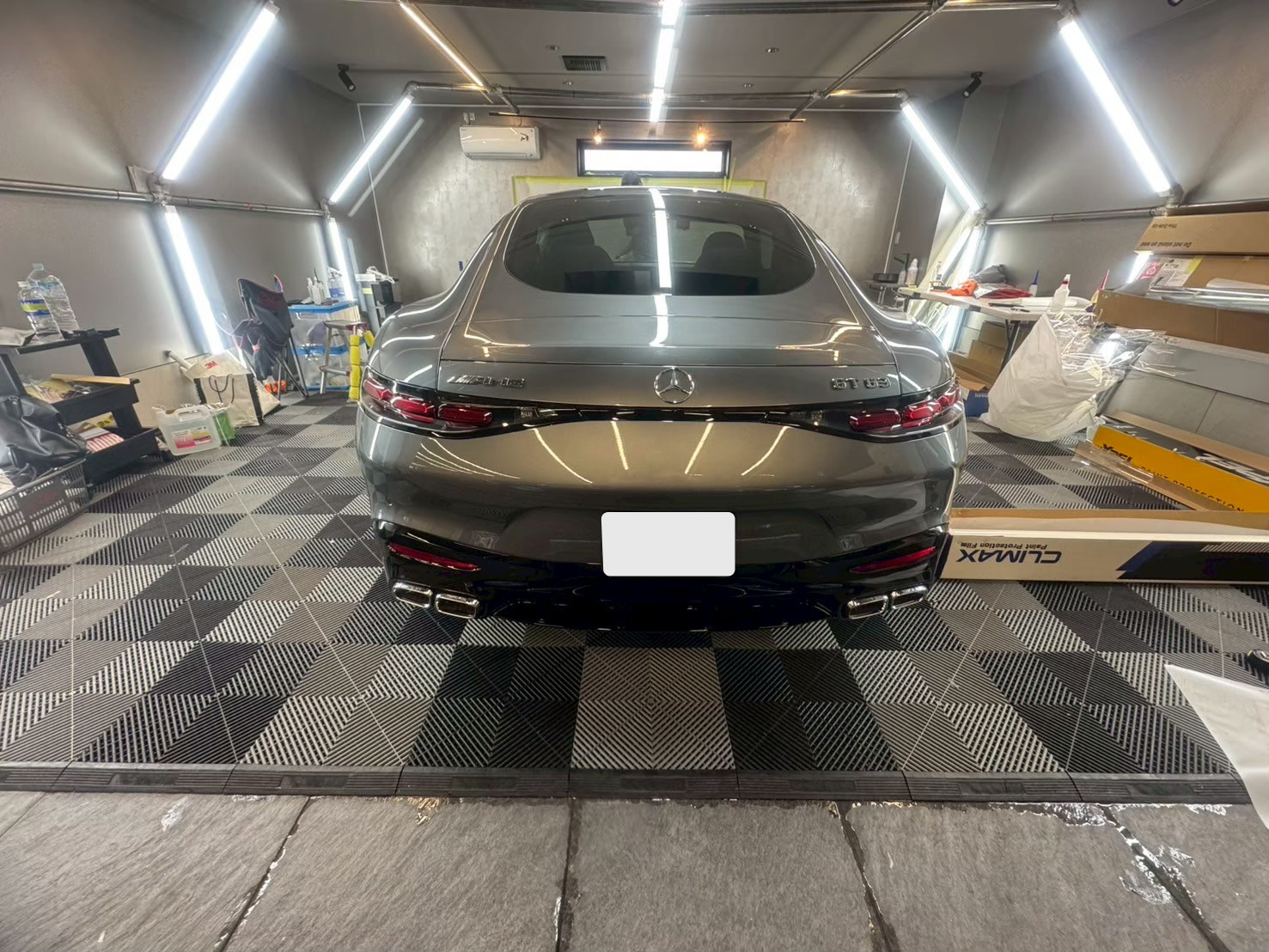 メルセデス・ベンツAMGシルバ－の施工事例02