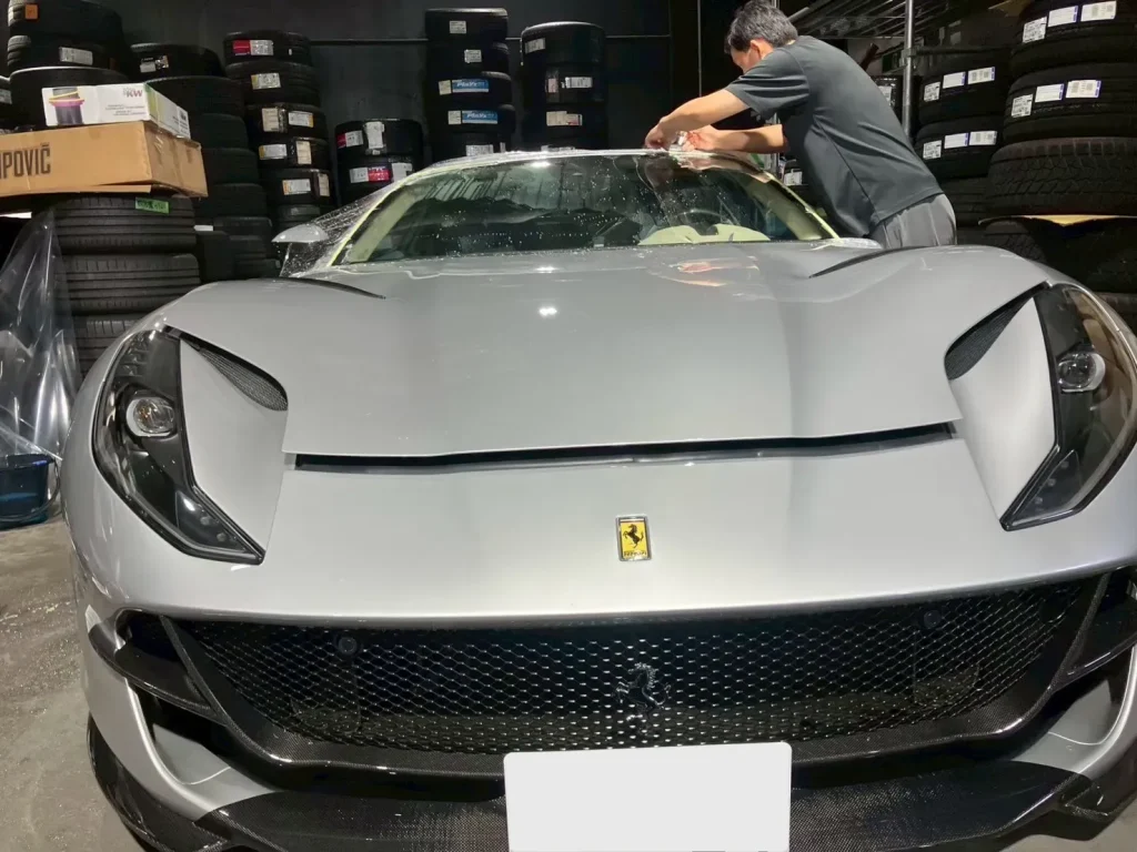 フェラーリ812シルバーの施工事例02