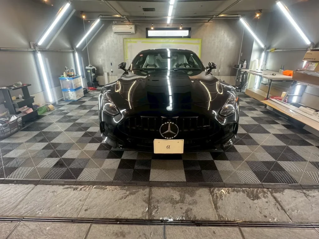 メルセデス・ベンツAMGブラックの施工事例01