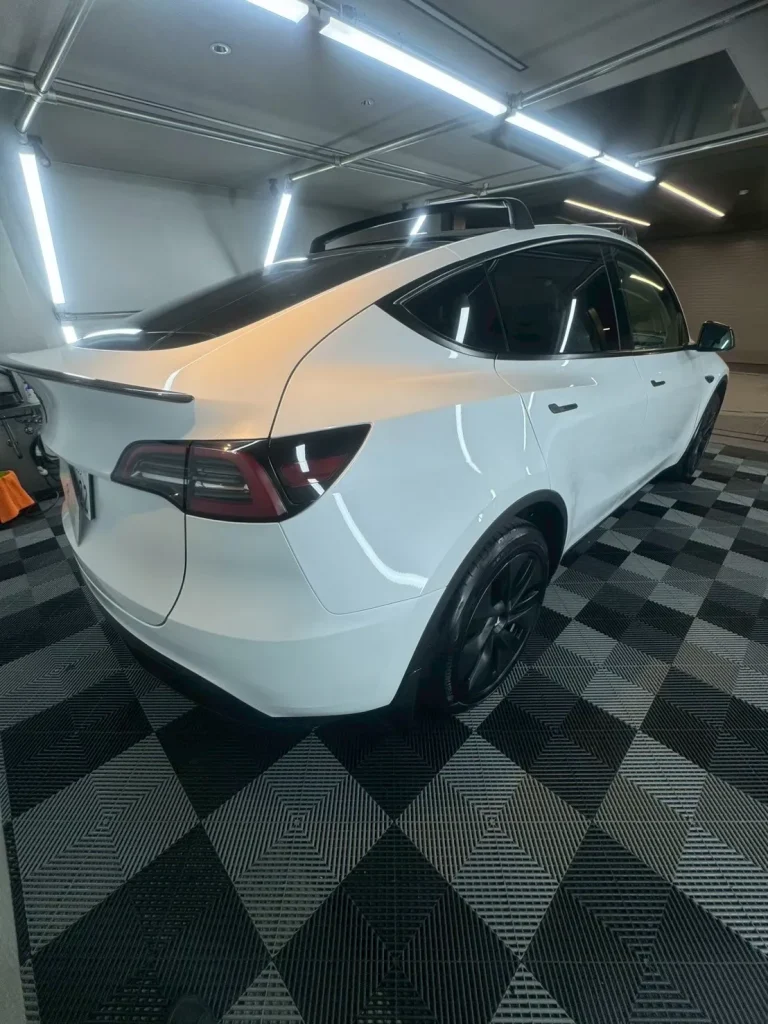 テスラ モデルY ホワイトの施工事例05