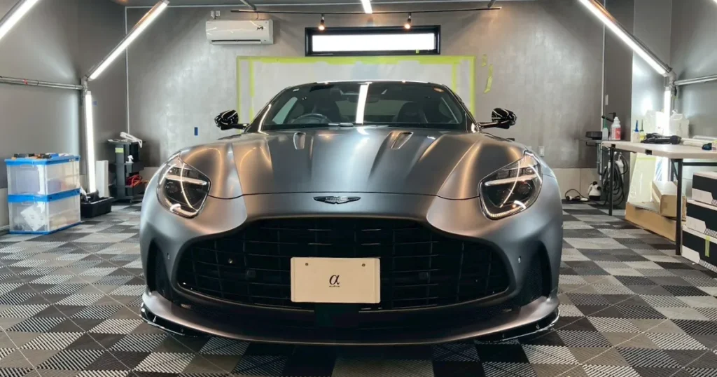 アストンマーティン DB12の施工事例3