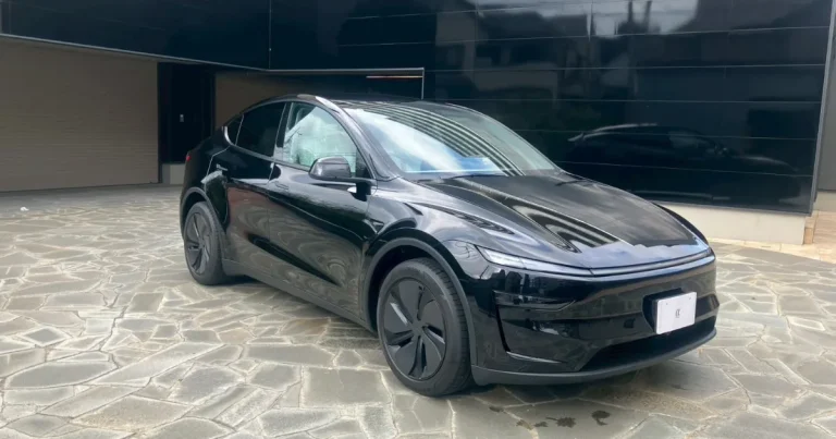 テスラ モデルY ジュニパーのプロテクションフィルム施工事例