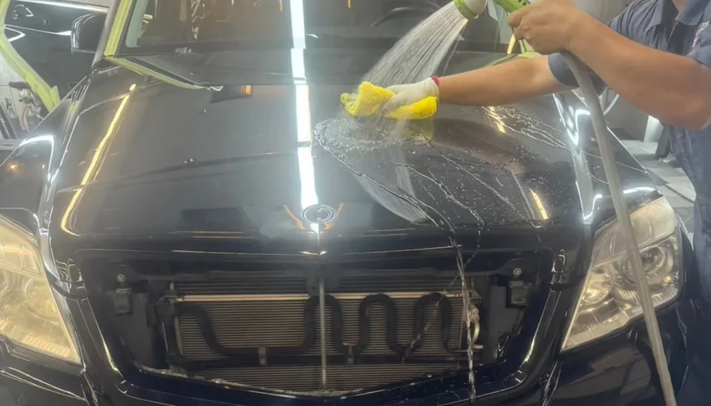 プロテクションフィルムの寿命を延ばすためのメンテナンス方法について解説