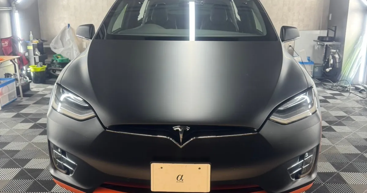 マットプロテクションフィルムの保護機能と施工風景