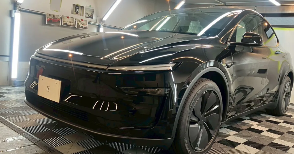 ソリッドカラー（黒）の深みと難しさ