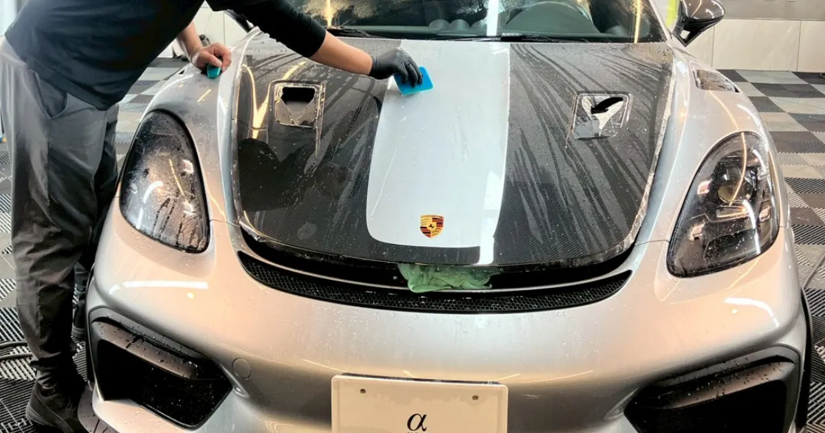 ポルシェ718スパイダーRS ボンネット プロテクションフィルム施工